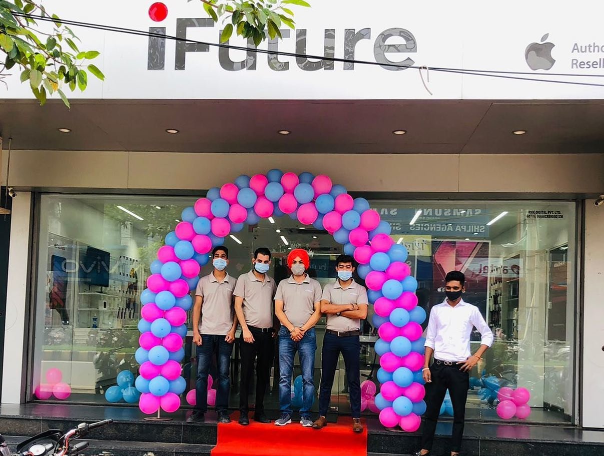 iFuture Apple Stores in Yamuna Nagar